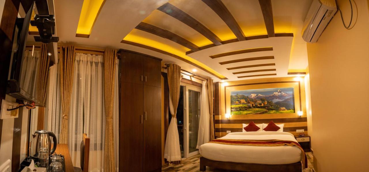 Hotel Satkar Pvt Ltd Pokhara Exteriör bild