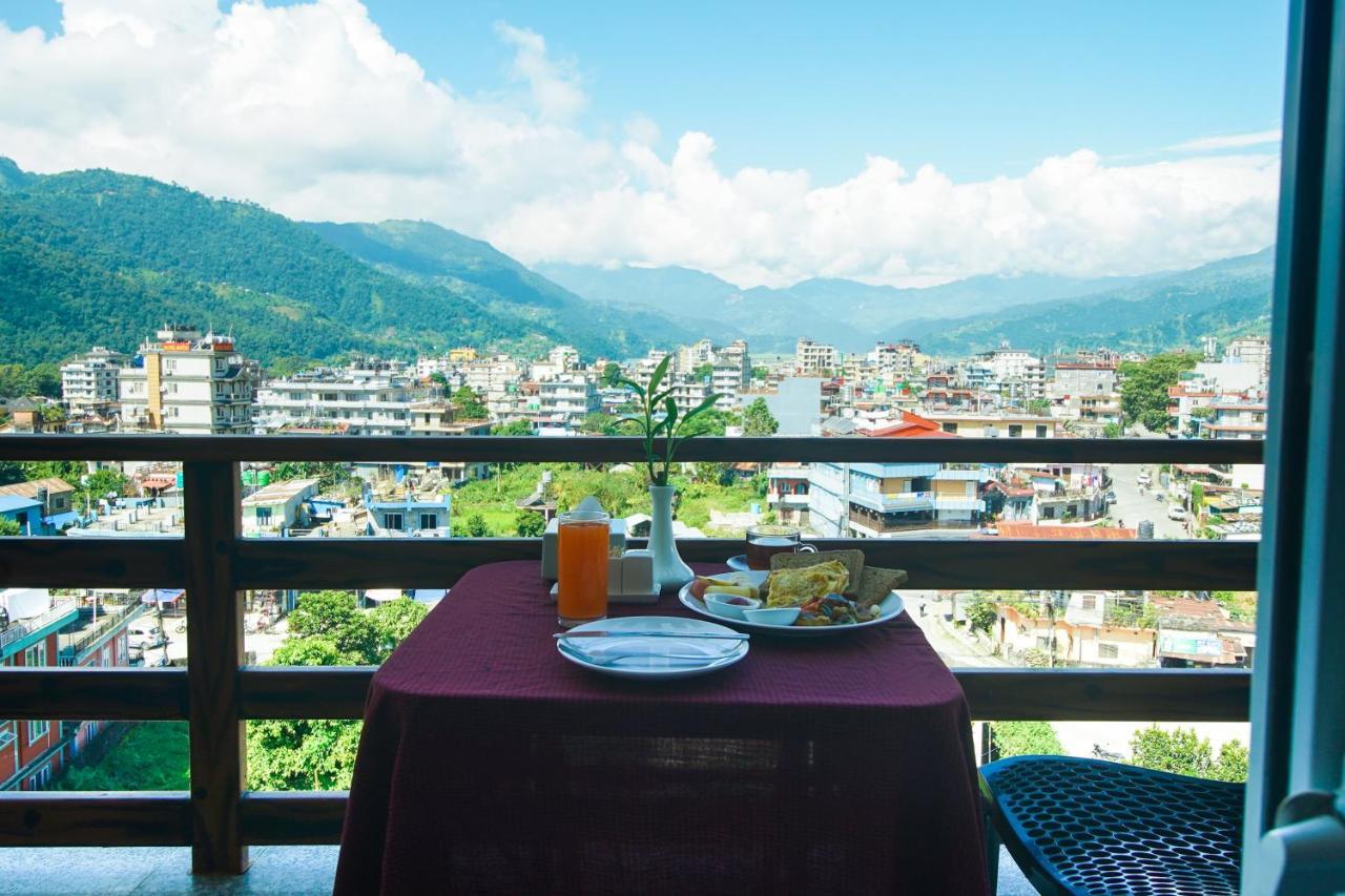 Hotel Satkar Pvt Ltd Pokhara Exteriör bild